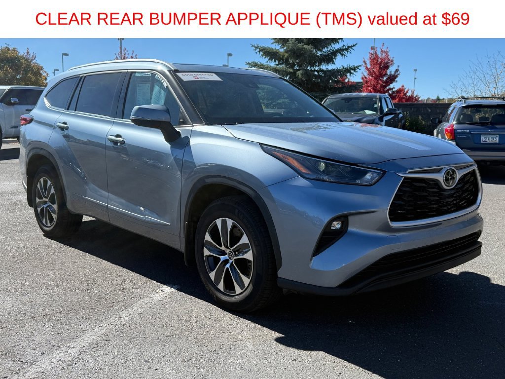Certified 2022 Toyota Highlander XLE AWD/4WD image 13