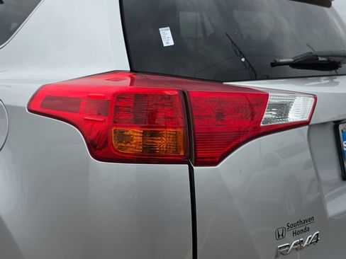 Used 2015 Toyota RAV4 Limited w/ Technology Package image 11