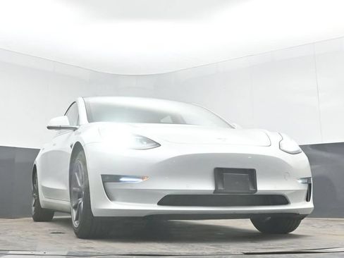 Used 2019 Tesla Model 3 Long Range AWD/4WD image 28
