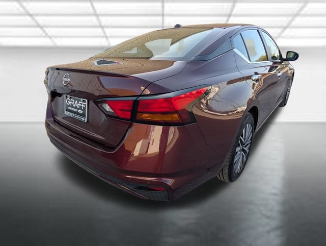 Used 2025 Nissan Altima 2.5 SV FWD image 27