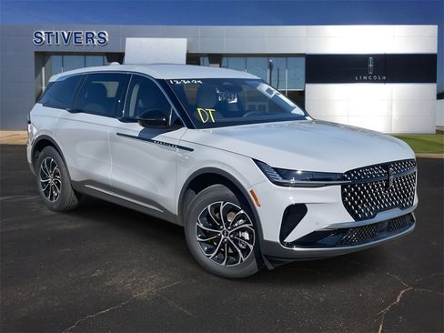 New 2026 Lincoln Nautilus Premier image 1