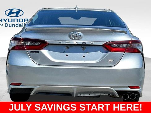 Used 2022 Toyota Camry SE FWD image 7