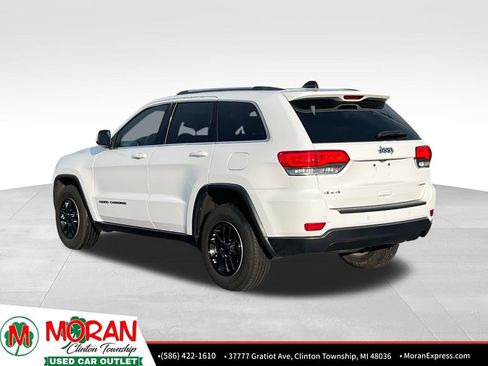 Used 2018 Jeep Grand Cherokee Laredo image 4