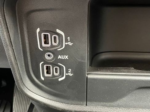 New 2025 RAM 2500 Tradesman image 36