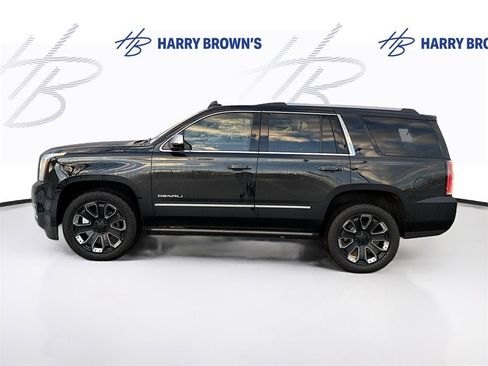 Used 2018 GMC Yukon Denali image 8