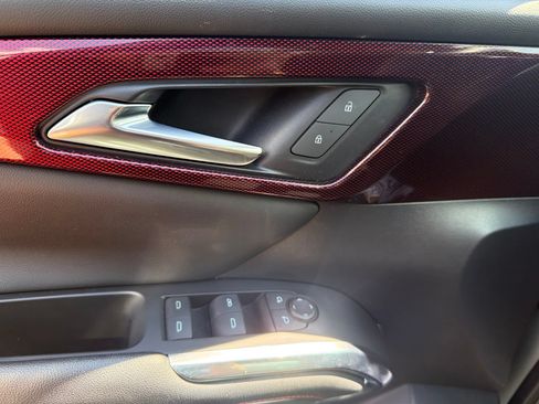 Used 2024 Chevrolet Traverse Z71 w/ LPO, Floor Liner Package AWD/4WD image 21