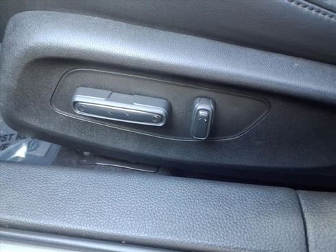 Certified 2023 Acura Integra image 10