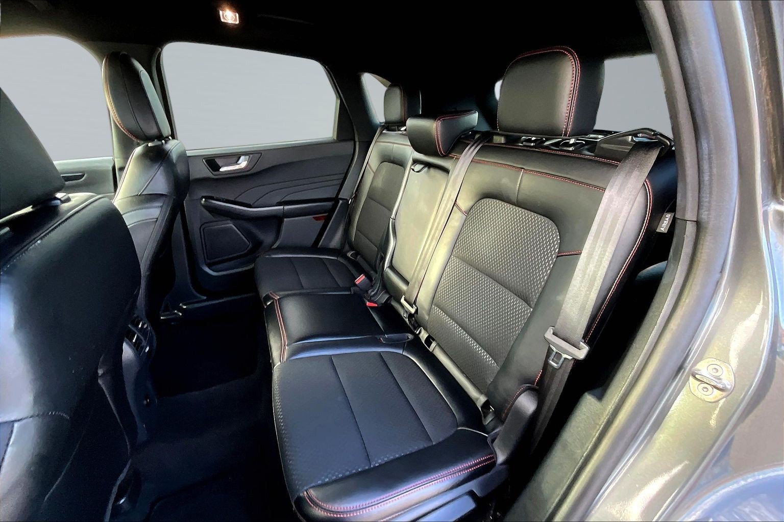Used 2025 Ford Escape ST-Line Select AWD/4WD image 23