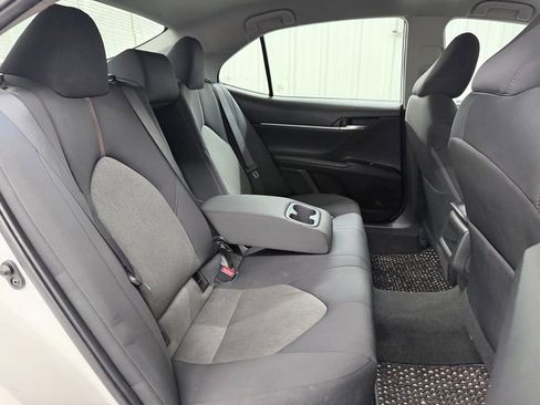 Used 2019 Toyota Camry LE FWD image 33
