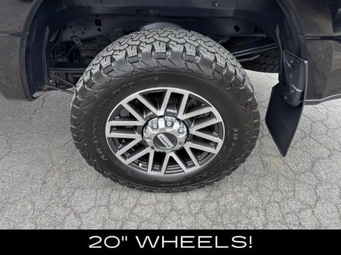 Used 2017 Ford F250 Lariat w/ Lariat Ultimate Package AWD/4WD image 7