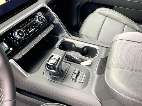 New 2026 GMC Sierra 1500 Denali image 8