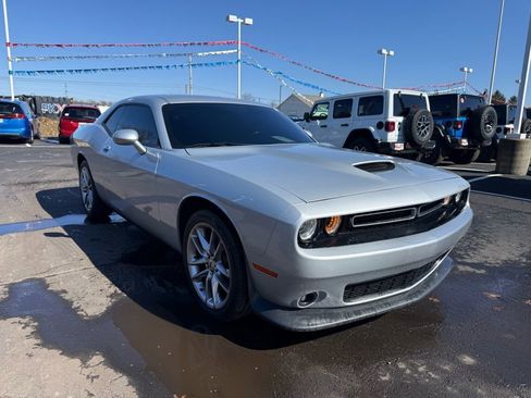 Used 2022 Dodge Challenger GT image 59
