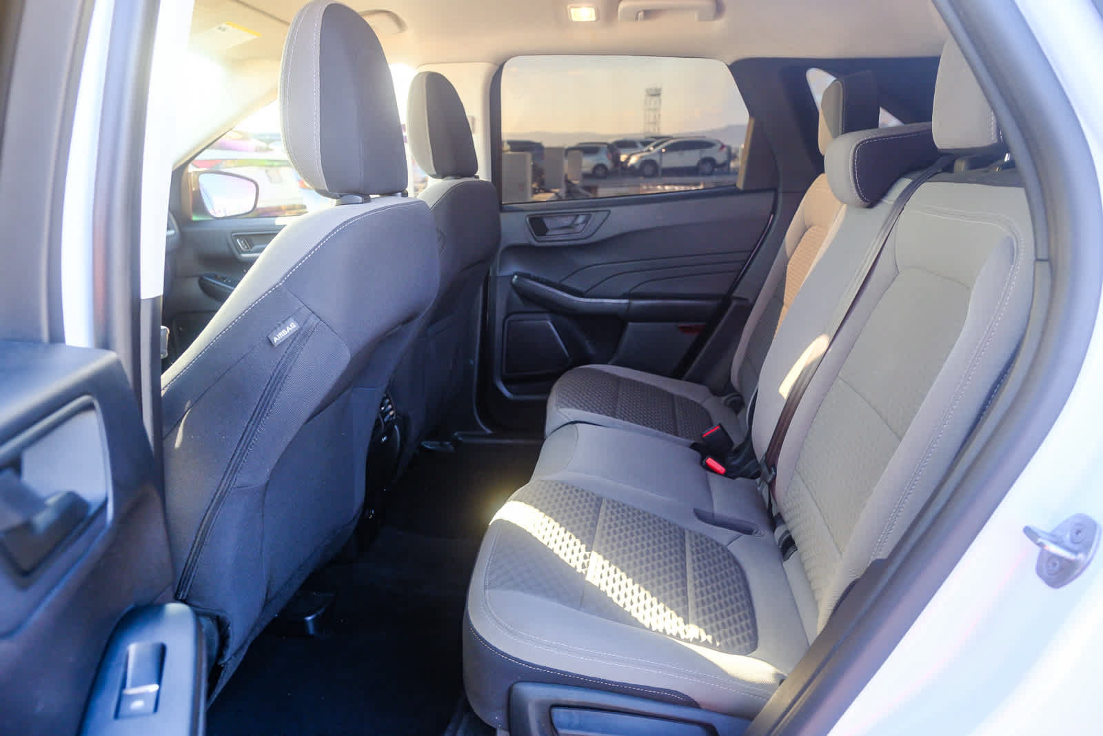 Used 2022 Ford Escape SE AWD/4WD image 18