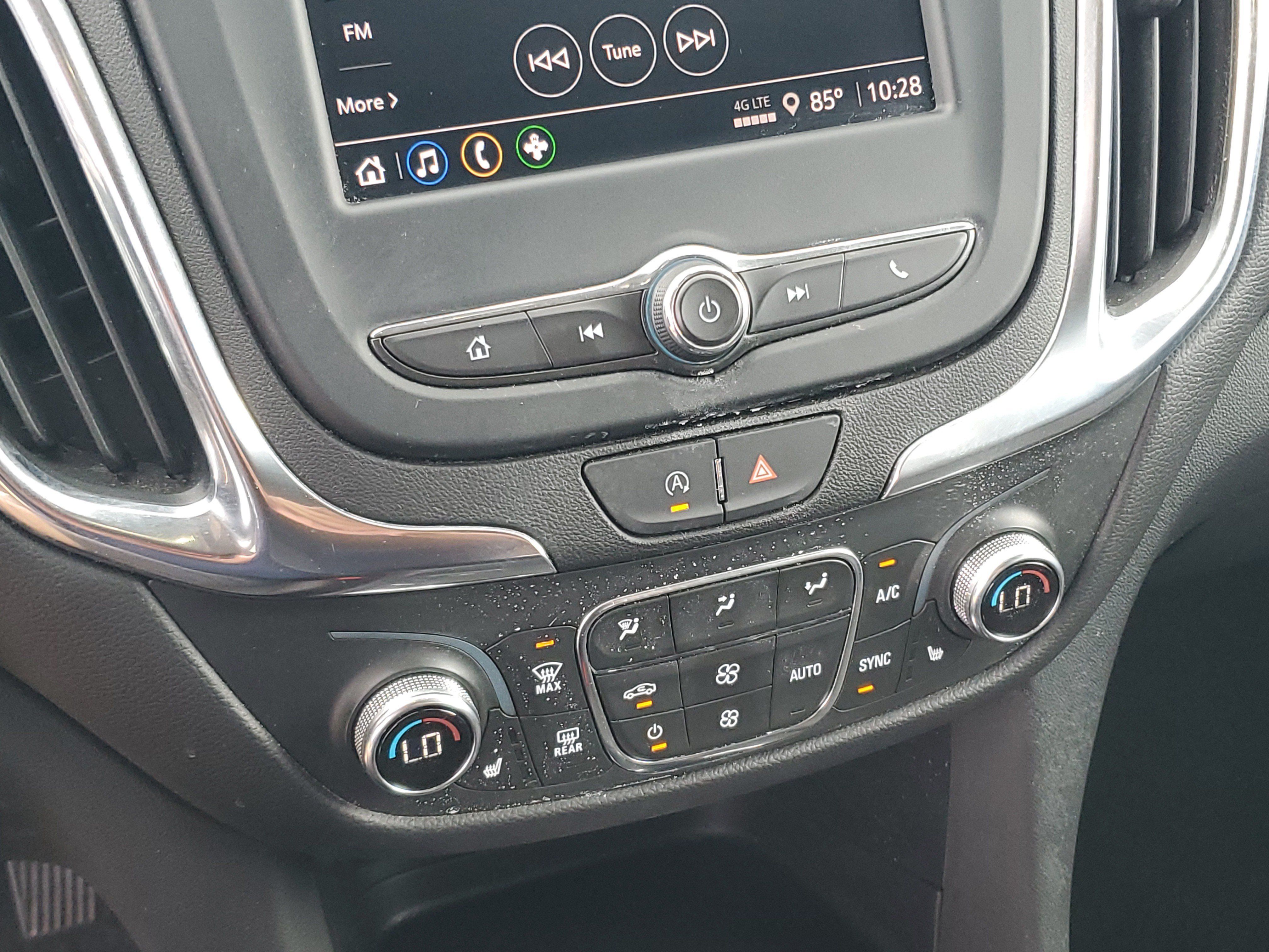 Used 2024 Chevrolet Equinox LT FWD image 23
