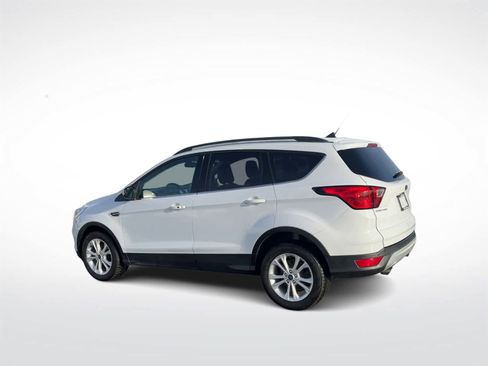 Used 2019 Ford Escape SEL image 6