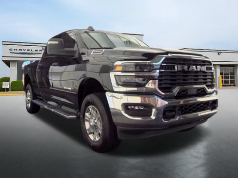 Used 2026 RAM 2500 Big Horn AWD/4WD image 2