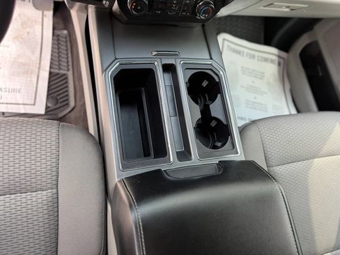 Used 2020 Ford F150 XLT w/ Equipment Group 302A Luxury AWD/4WD image 19