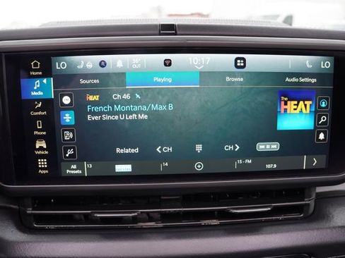 Certified 2025 Jeep Wrangler Unlimited Sahara w/ Safety Group image 27