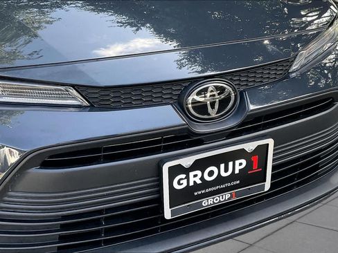 Used 2023 Toyota Corolla LE FWD image 30