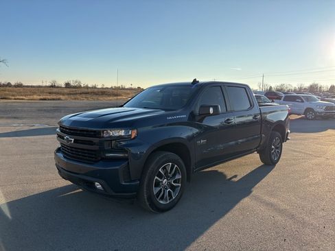 Used 2020 Chevrolet Silverado 1500 RST w/ Texas Edition image 9