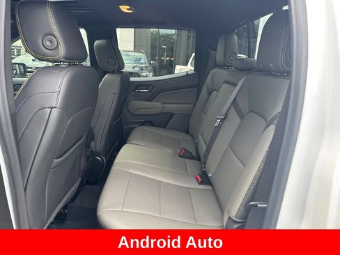 Used 2024 Chevrolet Colorado ZR2 w/ ZR2 Convenience Package III AWD/4WD image 15