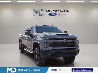 Used 2024 Chevrolet Silverado 2500 Custom w/ Custom Value Package AWD/4WD video 1