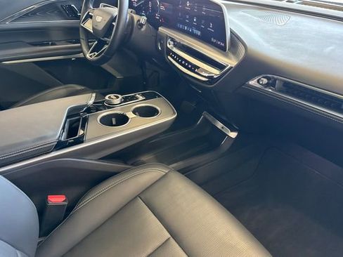Certified 2024 Cadillac Lyriq Sport AWD/4WD image 16
