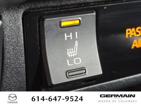 Used 2020 Toyota RAV4 XLE w/ Convenience Package AWD/4WD image 33