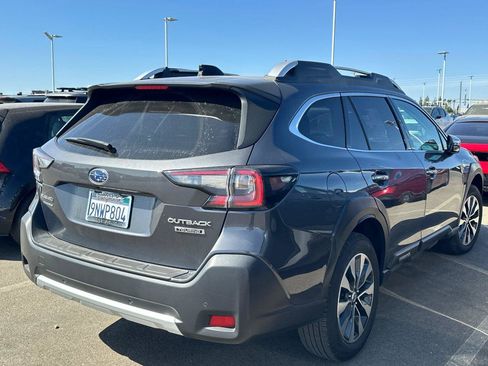 Used 2024 Subaru Outback Touring AWD/4WD image 5