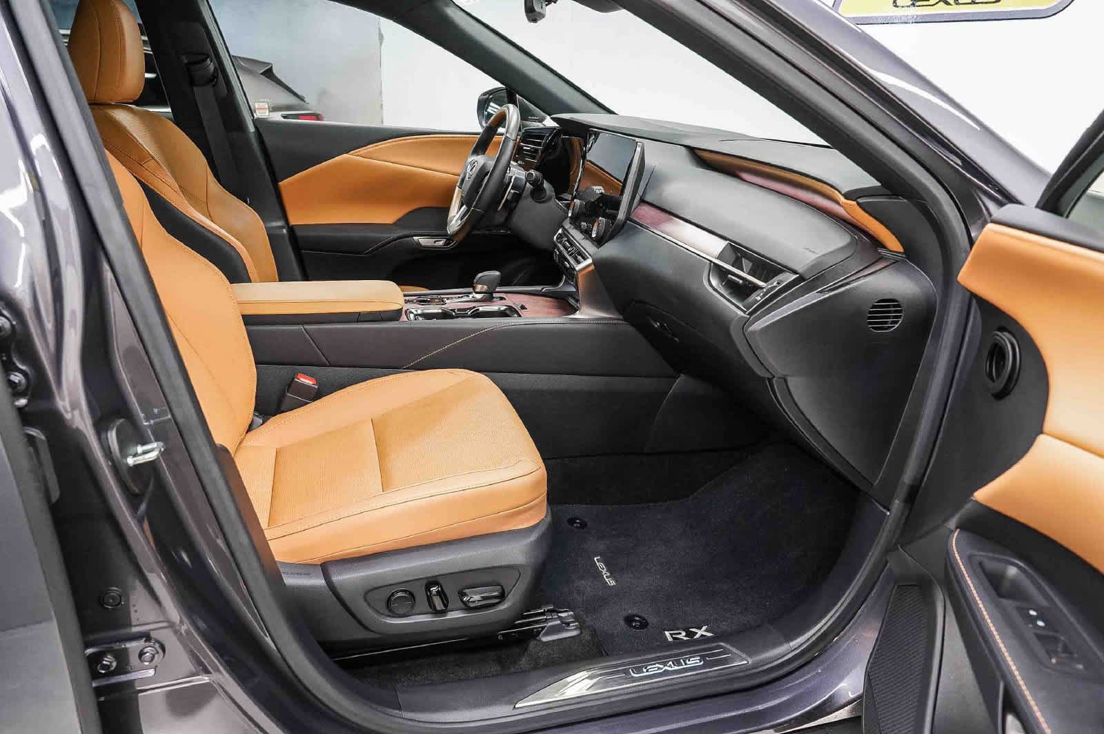 Used 2025 Lexus RX 350 Premium Plus w/ Accessory Package (K3) FWD image 17
