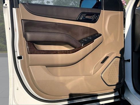 Used 2018 Chevrolet Tahoe LT image 21