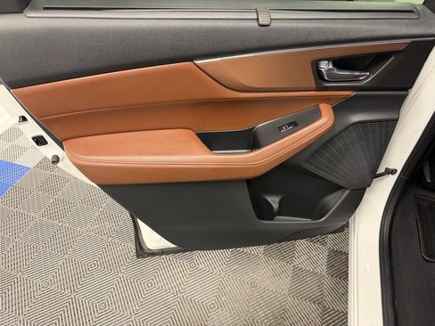 Used 2022 Acura MDX w/ Technology Package FWD image 9