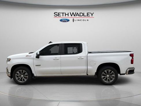 Used 2019 Chevrolet Silverado 1500 LT w/ Texas Edition AWD/4WD image 4