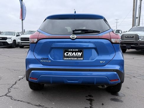Used 2021 Nissan Kicks SV image 6
