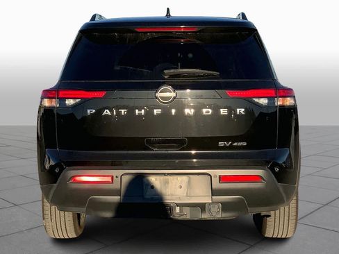 Used 2022 Nissan Pathfinder SV w/ SV Premium Package image 5