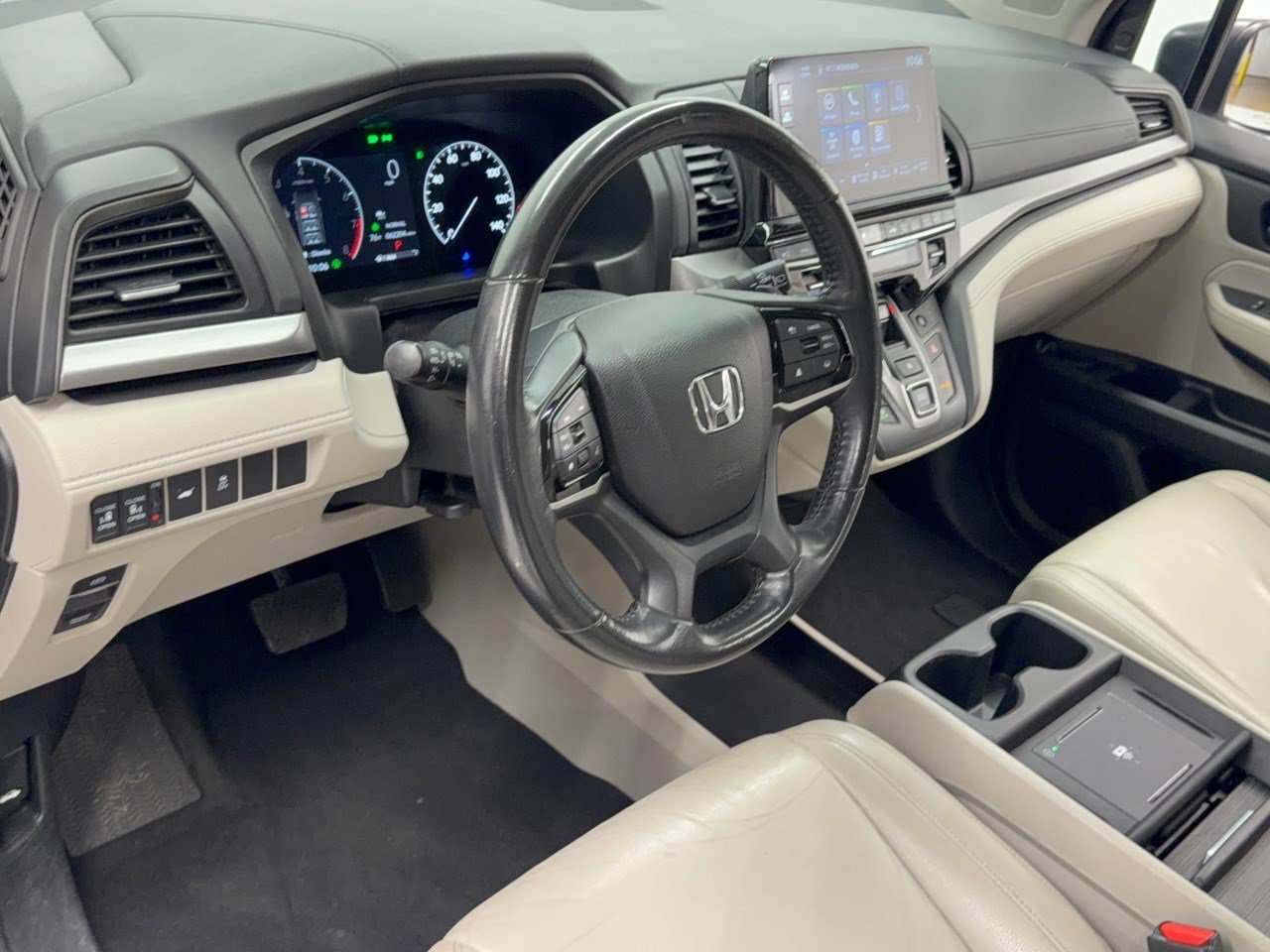 Used 2025 Honda Odyssey EX-L image 4