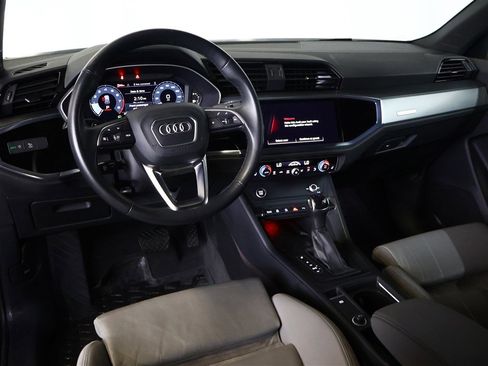 Used 2023 Audi Q3 2.0T Premium Plus w/ Premium Plus Package image 9
