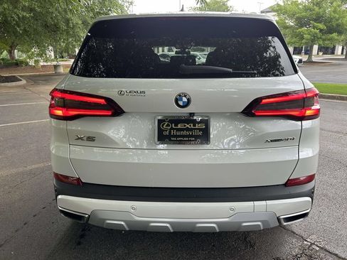 Used 2021 BMW X5 xDrive40i w/ Premium Package AWD/4WD image 3