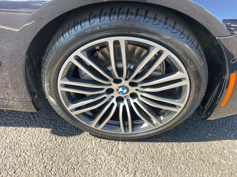 Used 2017 BMW 530i RWD image 22