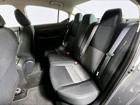 Used 2024 Nissan Sentra SV FWD image 26