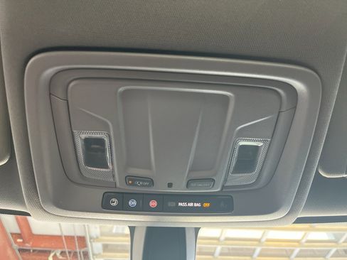 Used 2022 Chevrolet Silverado 1500 RST image 24