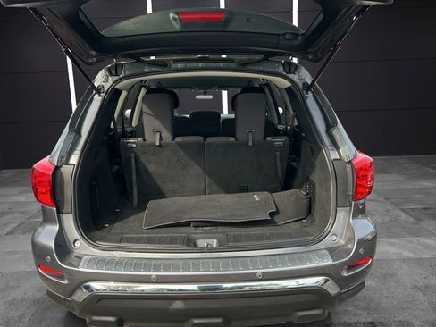 Used 2020 Nissan Pathfinder S image 9