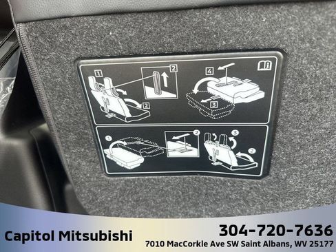 New 2025 Mitsubishi Outlander SEL image 14
