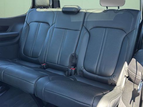 New 2026 Jeep Grand Wagoneer Summit image 22