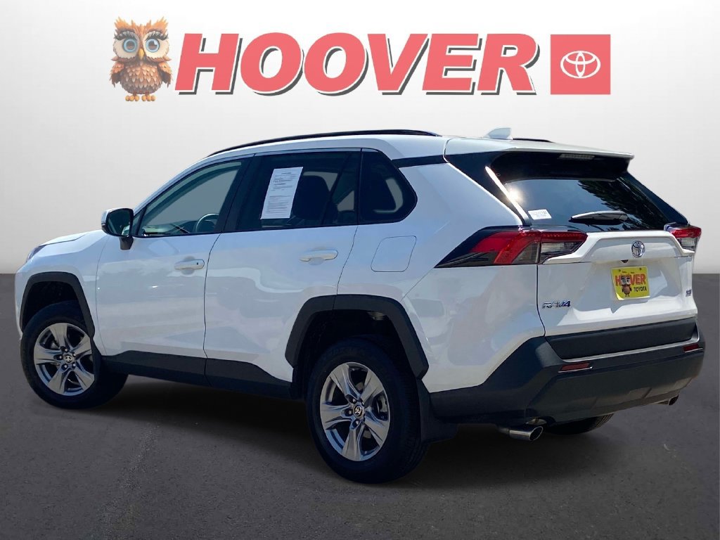 Used 2025 Toyota RAV4 XLE FWD image 6