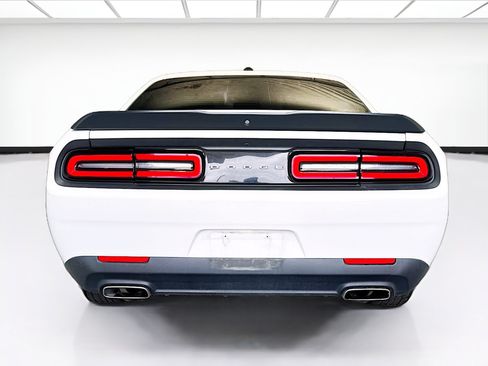 Used 2023 Dodge Challenger SXT RWD image 5
