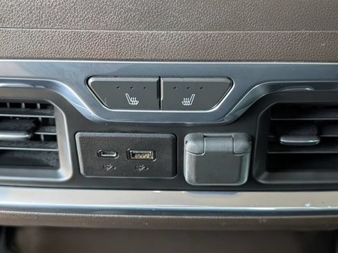 Used 2019 GMC Sierra 1500 Denali w/ Denali Ultimate Package AWD/4WD image 36
