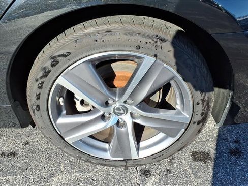 Used 2019 Lexus GS 350 AWD image 26