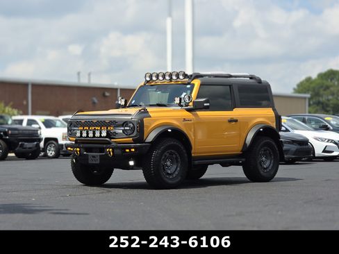 Used 2021 Ford Bronco Badlands AWD/4WD image 3