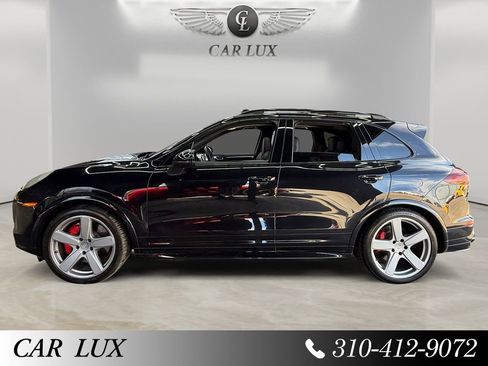Used 2018 Porsche Cayenne GTS image 2